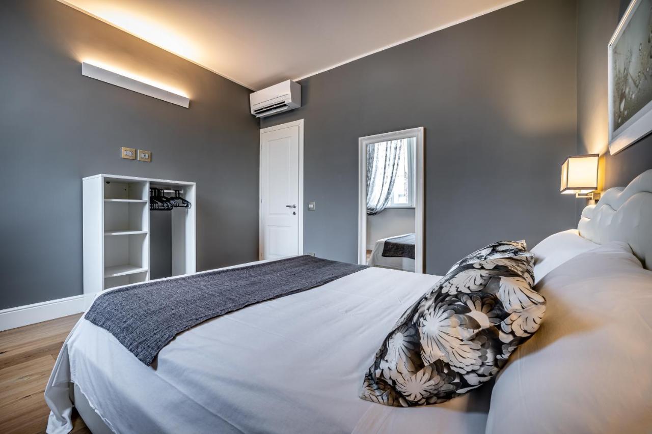 Yid Capo Di Mondo Luxury Apartment In Florencia Exterior foto