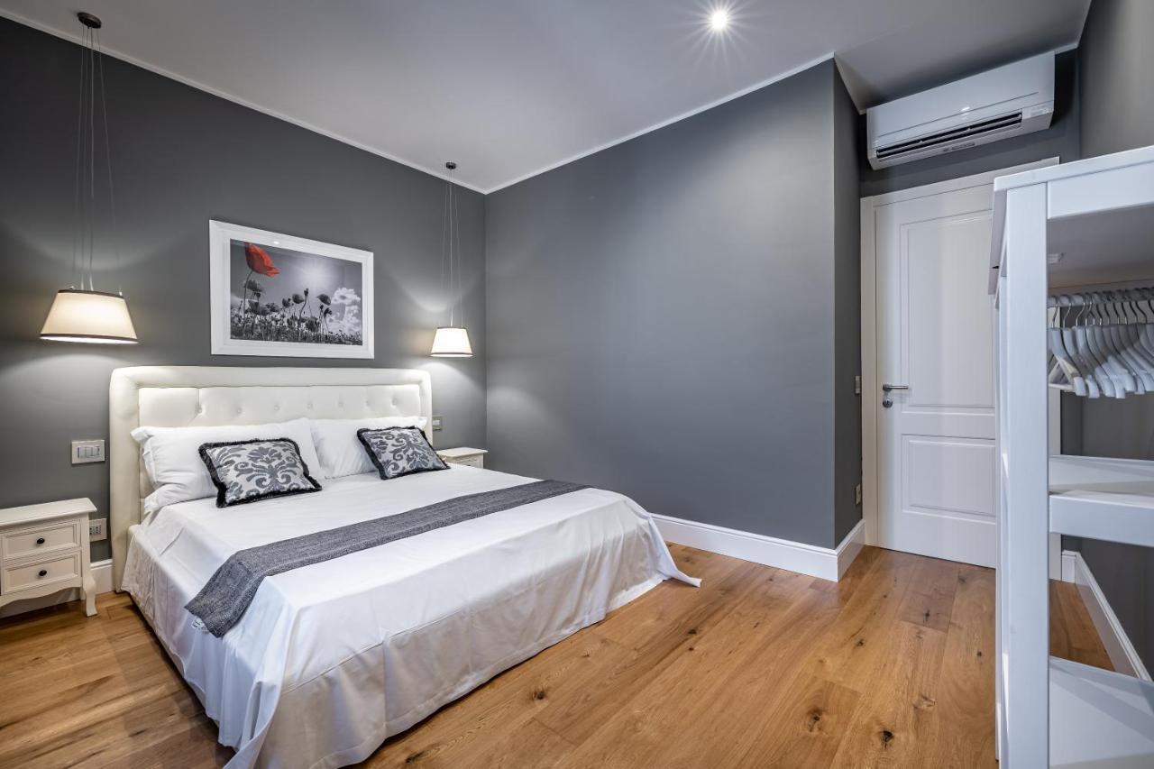 Yid Capo Di Mondo Luxury Apartment In Florencia Exterior foto