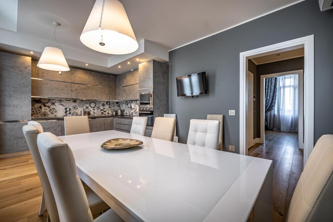 Yid Capo Di Mondo Luxury Apartment In Florencia Exterior foto