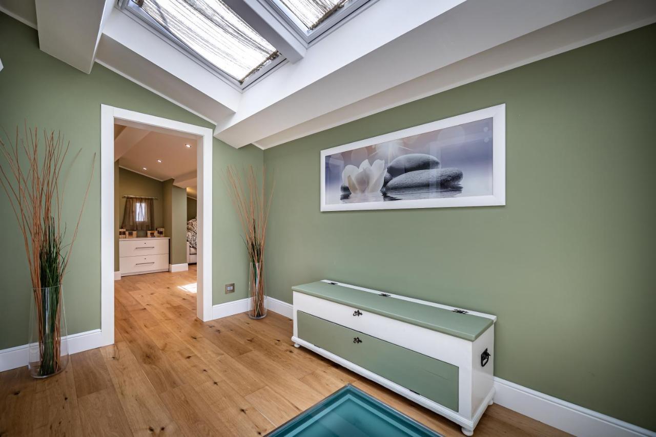 Yid Capo Di Mondo Luxury Apartment In Florencia Exterior foto